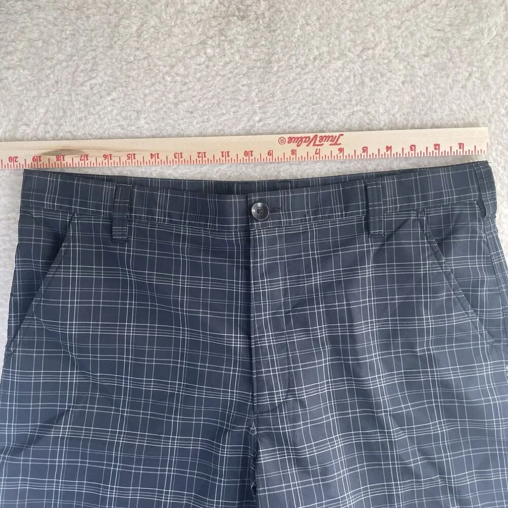 Under Armour Golf Shorts Mens Sz 38 Black Check Chino Flat Front Performance
